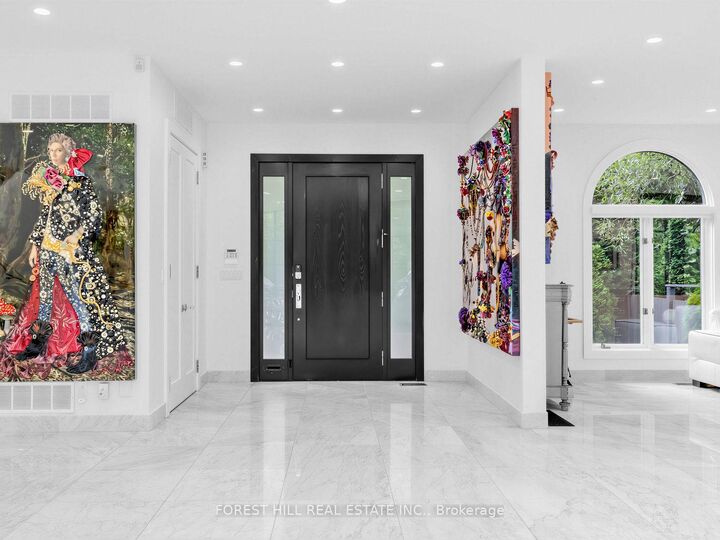 Property Photo: 55 Strathearn Boulevard ON M5P 3M3