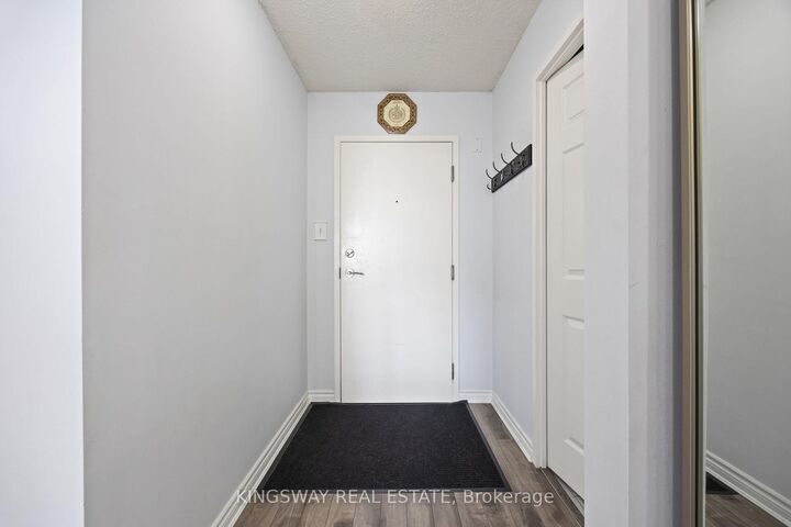 Property Photo:  12 Laurelcrest Street 507  ON L6S 5Y4 