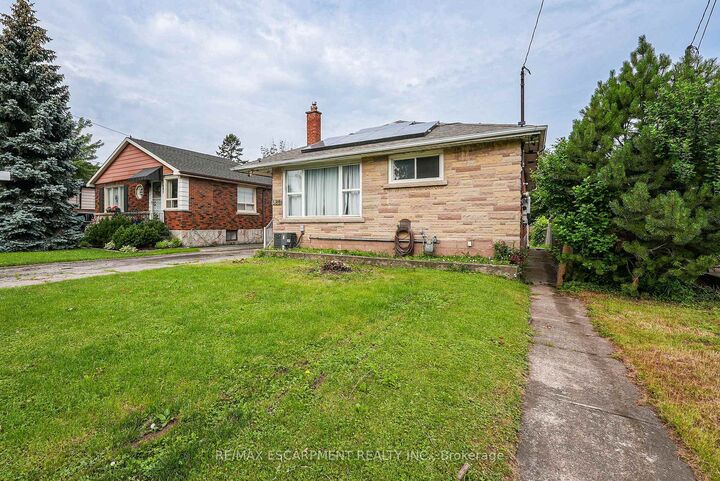 Property Photo: 689 Burgess Avenue ON L8H 6J2