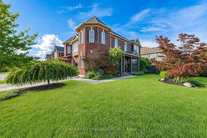 Property Photo: 308 Mortimer Crescent ON L9T 8N6