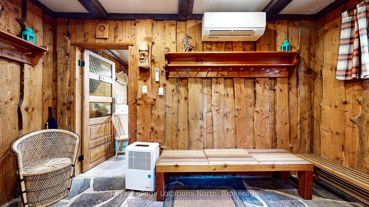Property Photo:  118 Campbell Crescent  ON L9Y 0P9 