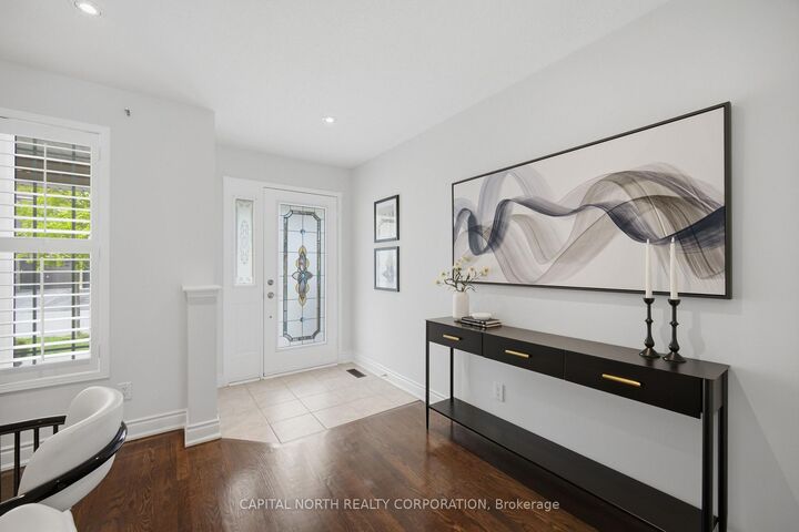 Property Photo: 29 Ulson Drive ON L4E 4V6
