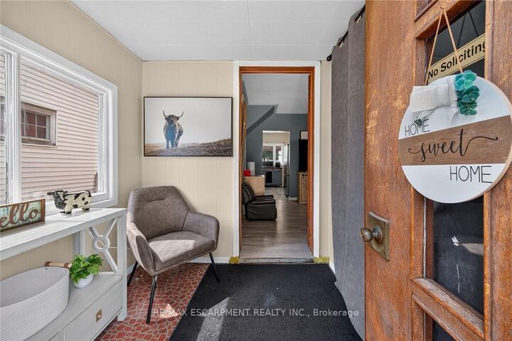 Property Photo:  306 George Street  ON N1A 2T6 