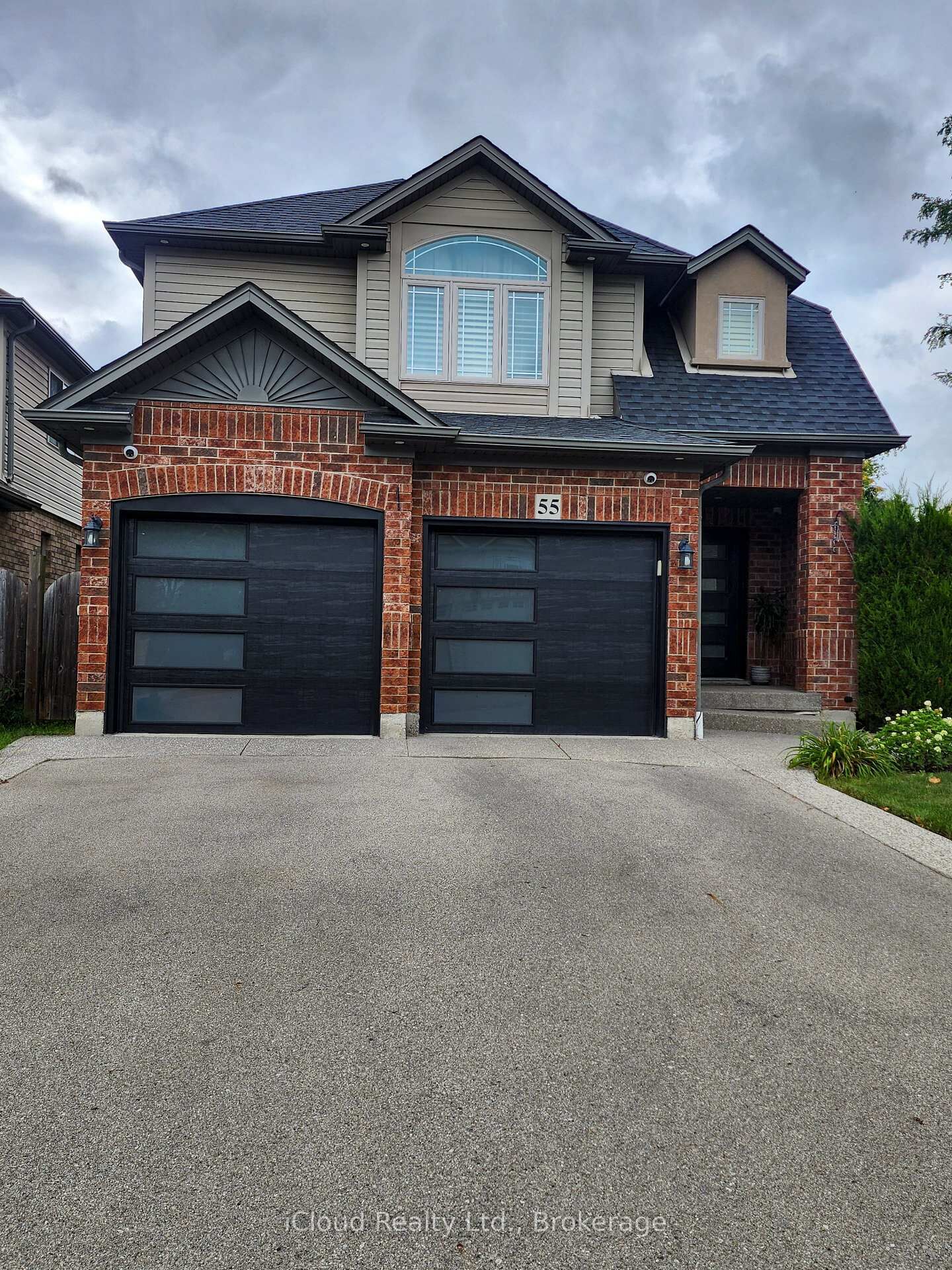 Property Photo:  55 Magnificent Way  ON L0R 1C0 