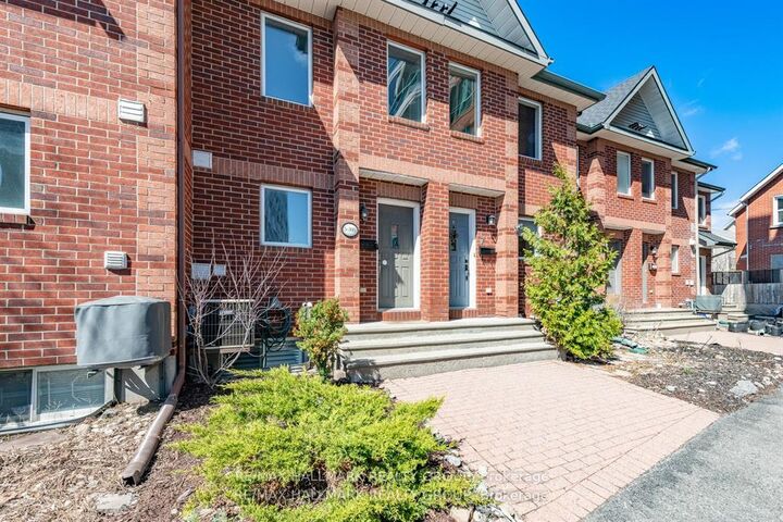 395 Bell Street S #5 — photo 1