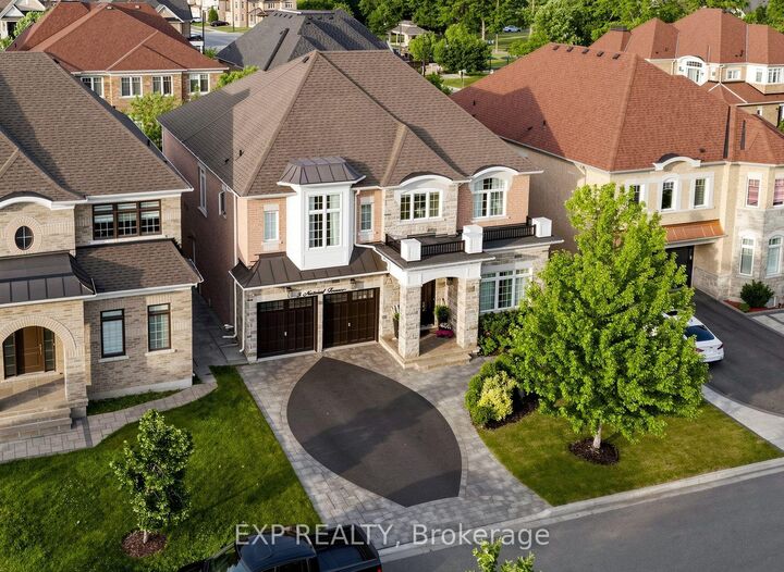 Property Photo: 5 Natural Terrace ON L6Y 6A5