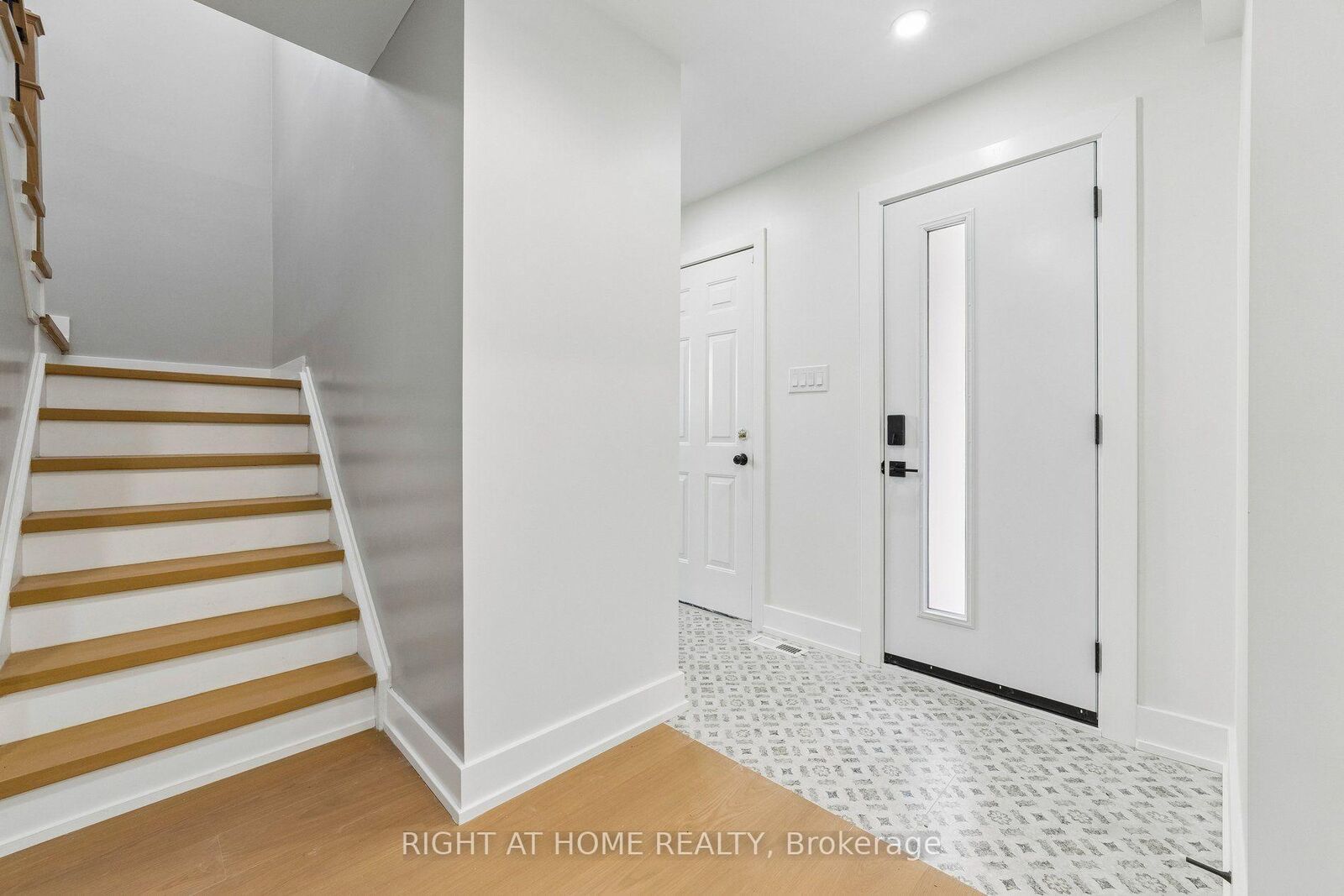 Property Photo: 16 Ian Fleming Crescent ON L1R 2E2