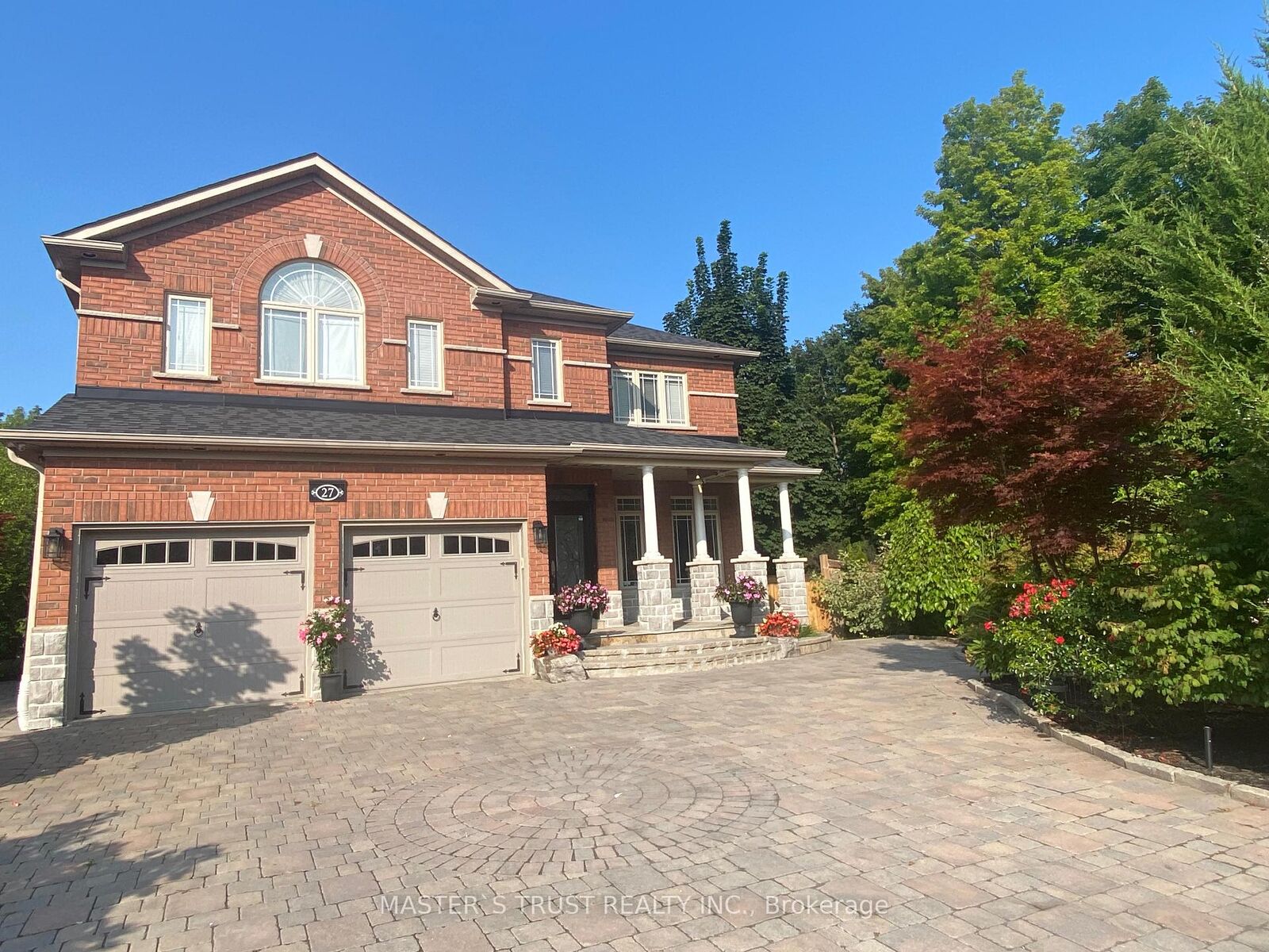 Property Photo:  27 Jaylynn Court  ON L4H 1Z6 