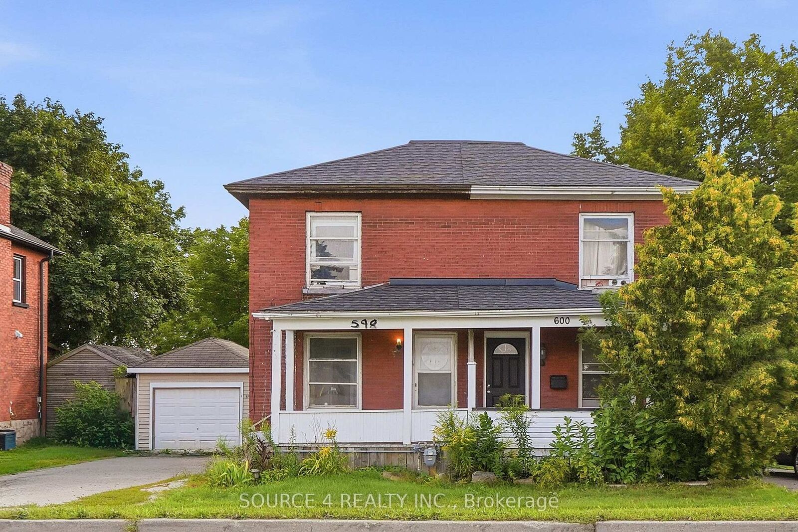 Property Photo:  598 Coronation Boulevard  ON N1R 3E8 