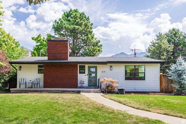 Property Photo:  3675 S Hillside Ln  UT 84109 