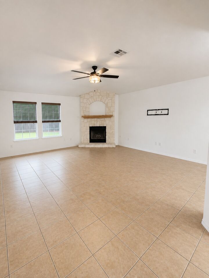 Property Photo: 3844 Laurel Ridge Drive TX 78665