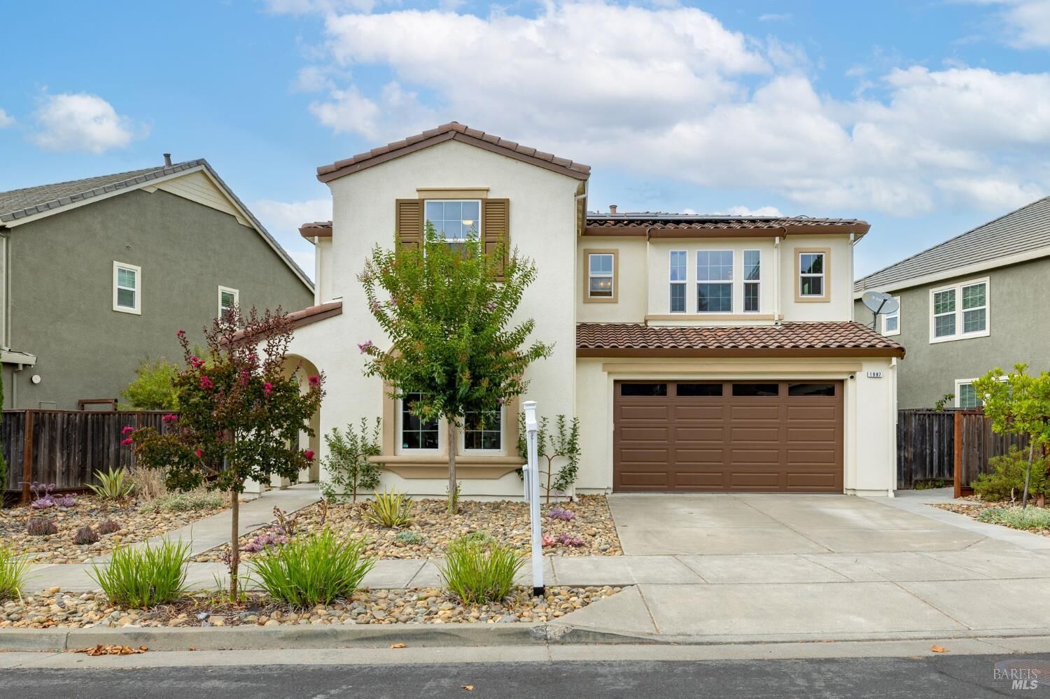 Property Photo:  1987 Woodsage Way  CA 95404 