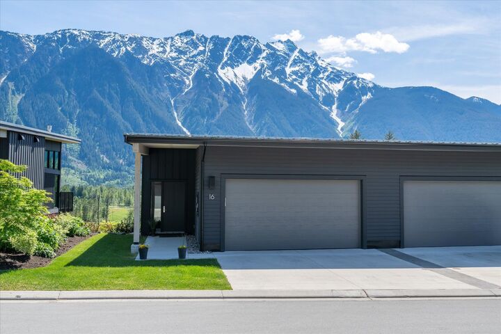 4000 Sunstone Way 16 — photo 1