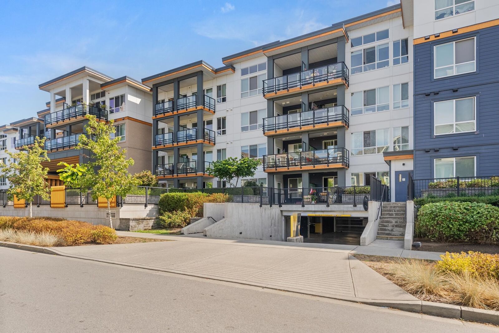 Property Photo:  1792 Starling Drive 203  BC V4M 0E4 