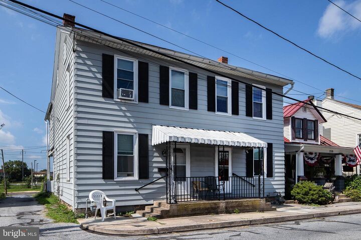 Property Photo: 204 Nissley Street PA 17057