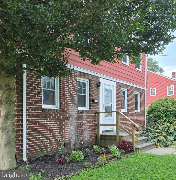 Property Photo:  38A Lee Street  NJ 08098 