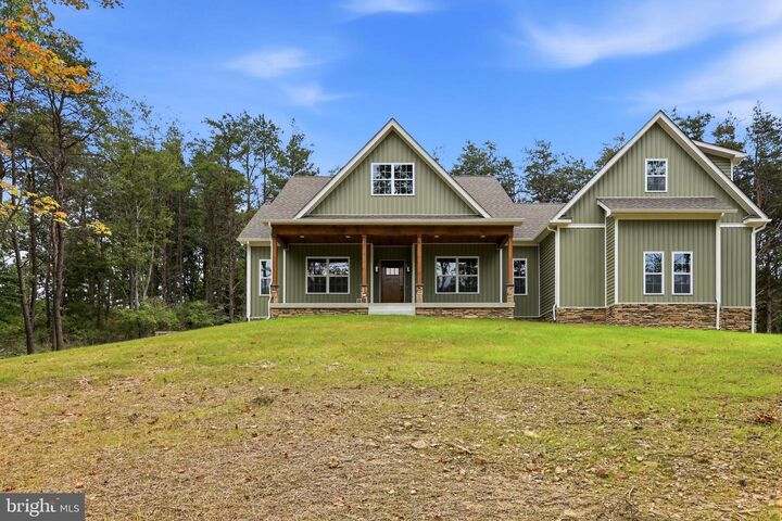 Property Photo:  43 Spruce Lane  WV 25411 