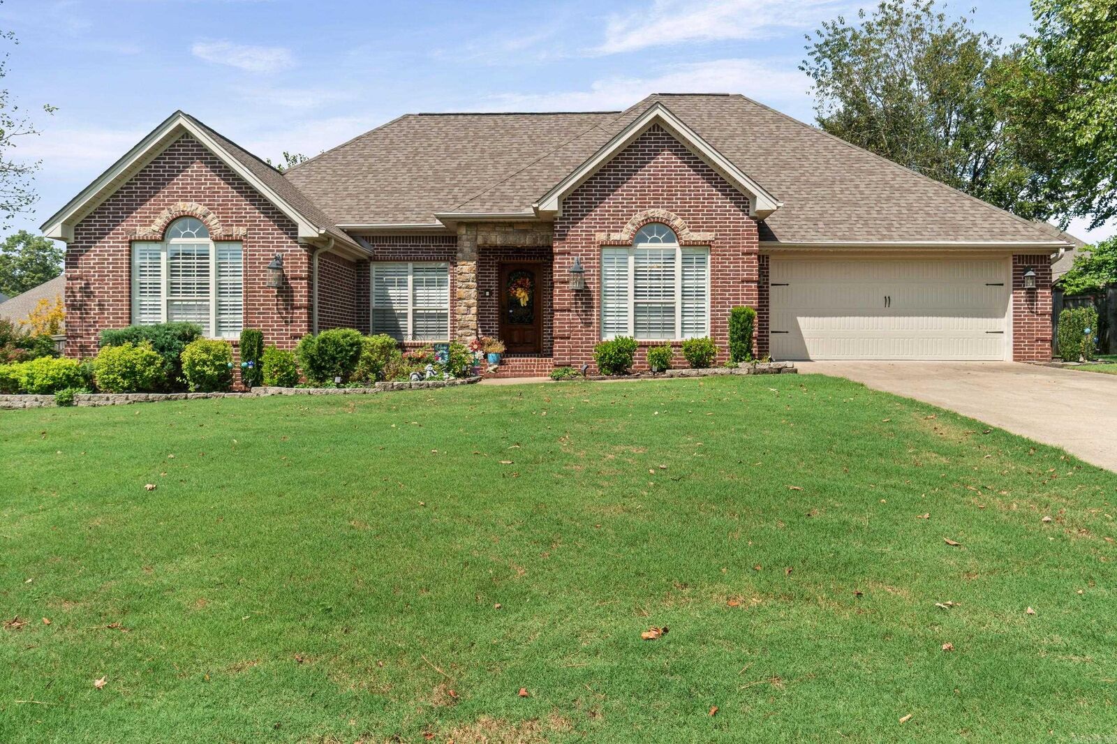 Property Photo:  5110 Wall Street  AR 72015 