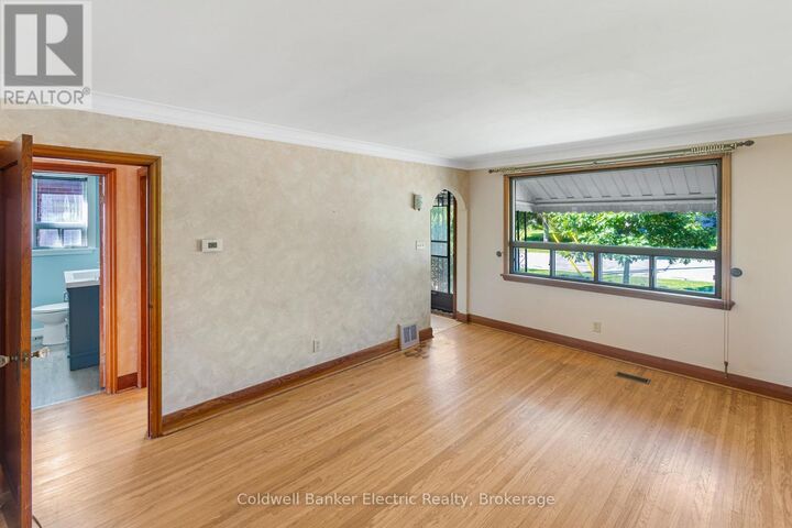 Property Photo:  792 Curtis Road  ON K9H 2E7 