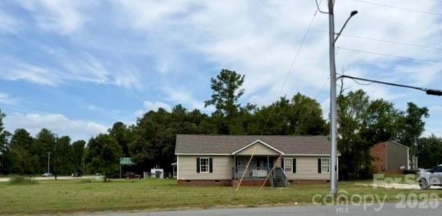 Property Photo: 1011 Glenarden Drive SC 29730