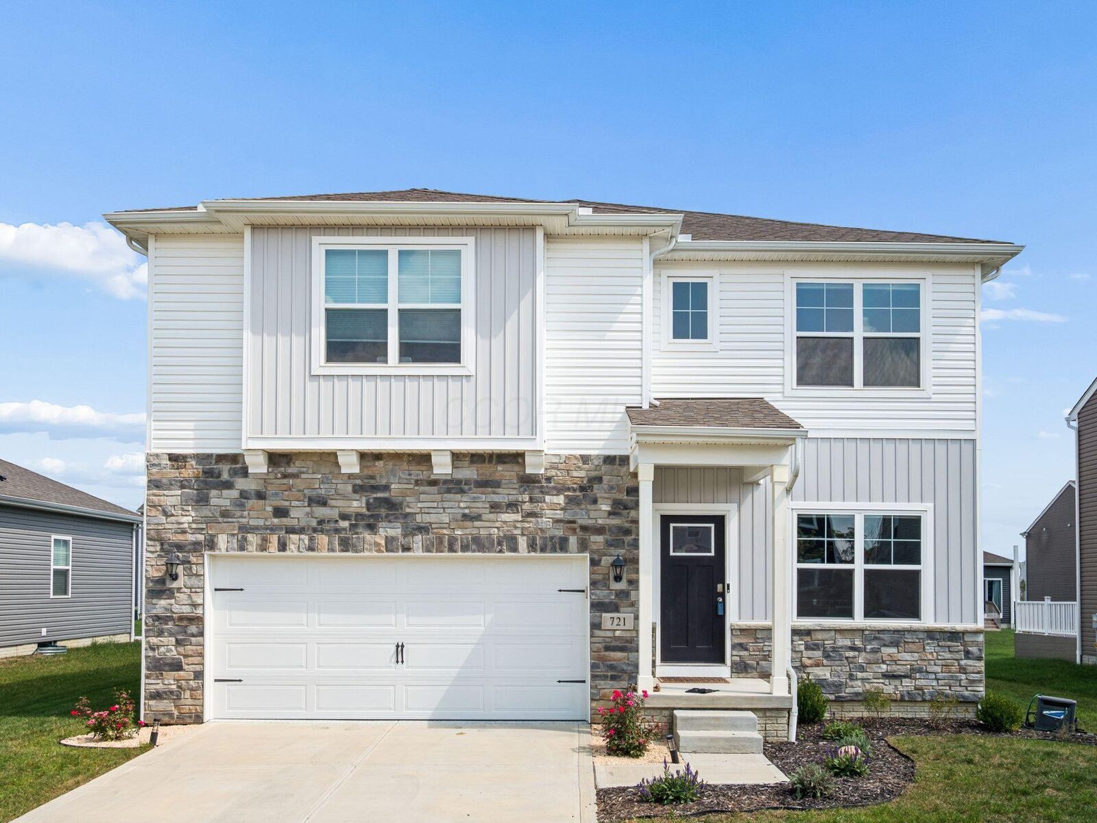 Property Photo: 721 Leslie Drive OH 43064