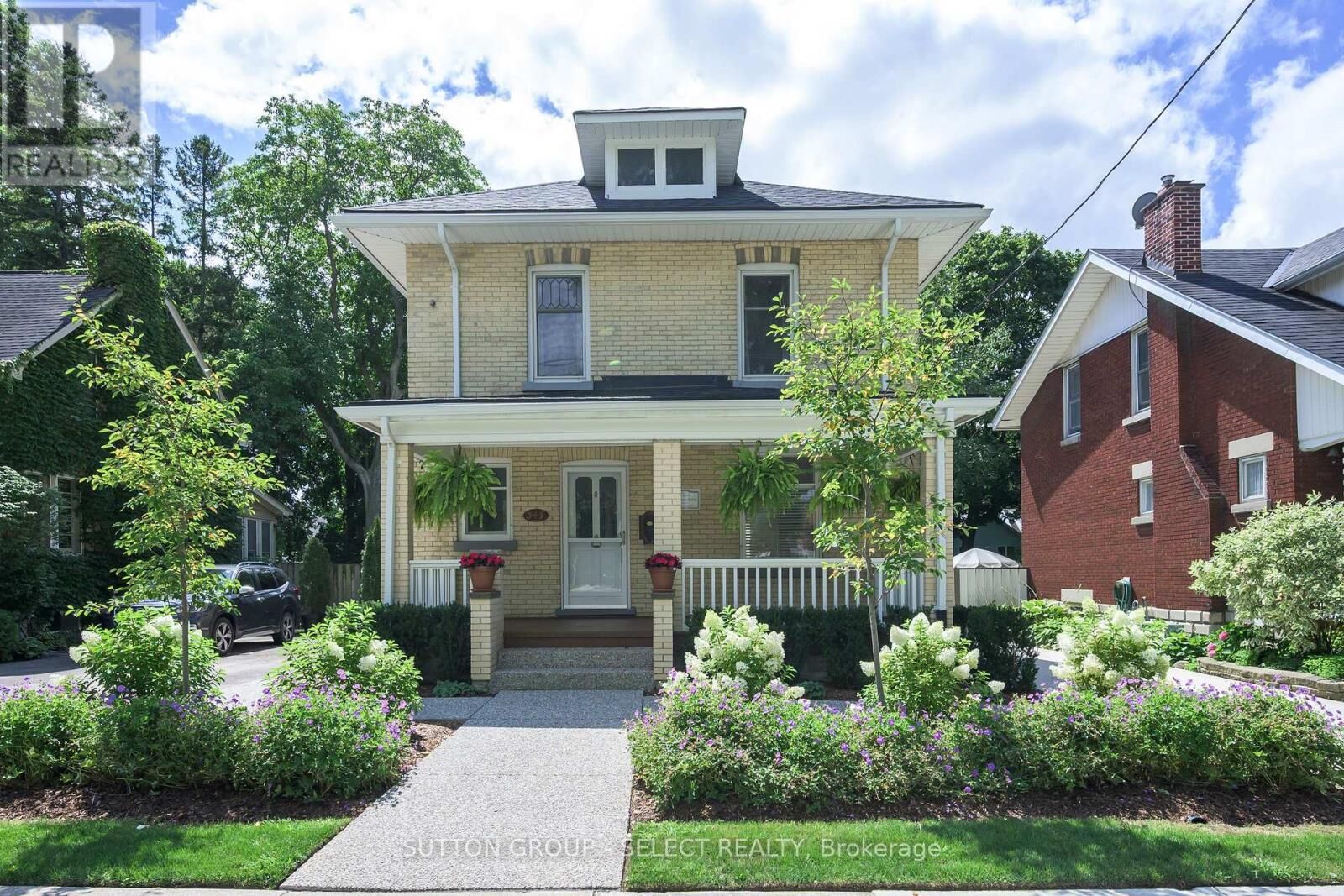 Property Photo:  345 Tecumseh Avenue East  ON N6C 1T1 