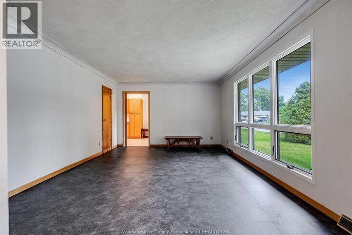 Property Photo:  3 Stewart  ON N8H 3G1 