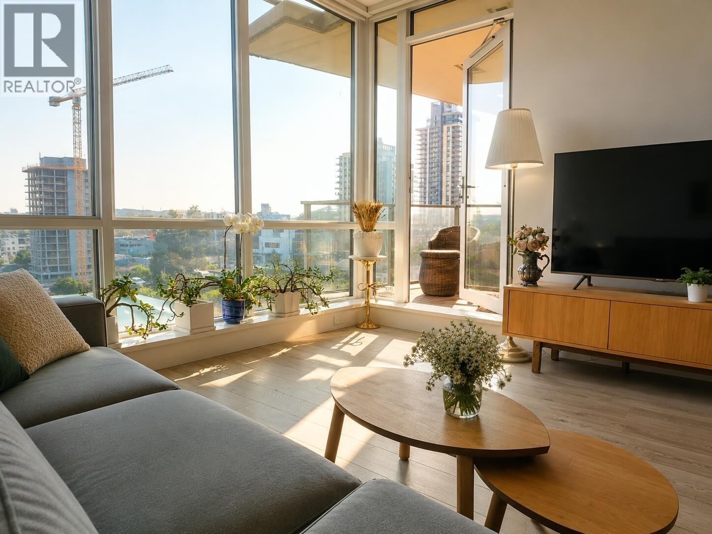 Property Photo: 1550 Fern Street 606 BC V7J 0A9