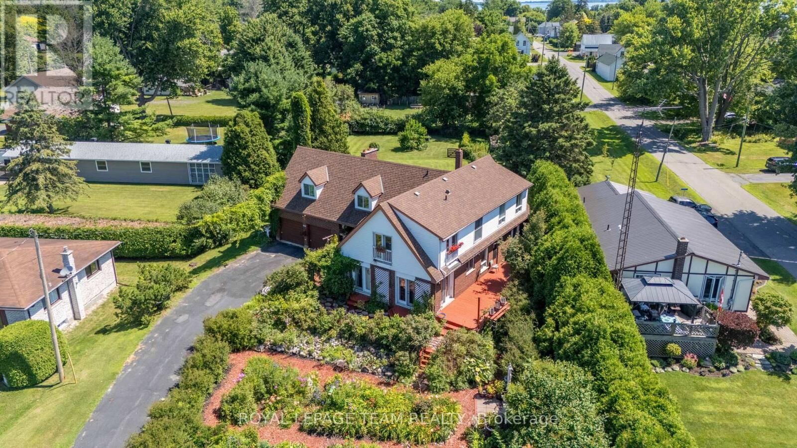 Property Photo:  5687 Cherry Street  ON K0C 1X0 