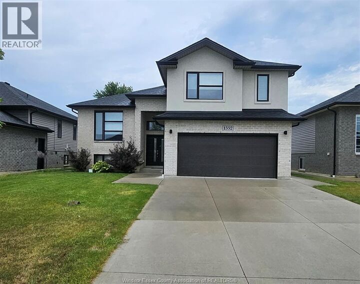 Property Photo:  1552 Harrison Street Upper  ON N9H 0E9 
