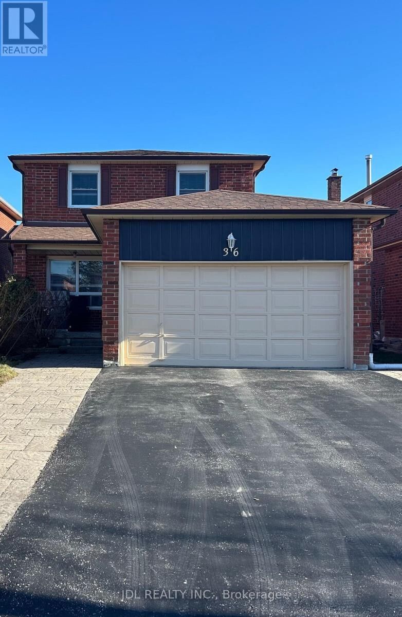 Property Photo:  36 Bendamere Cres Crescent  ON L3P 6Y1 