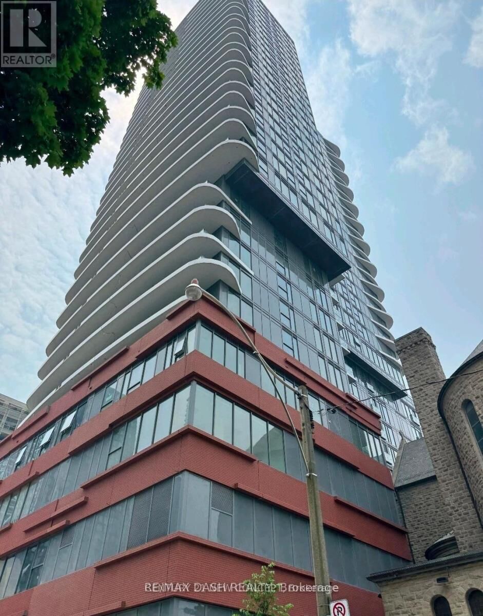 Property Photo:  280 Dundas Street West Lp03  ON M5T 0E3 