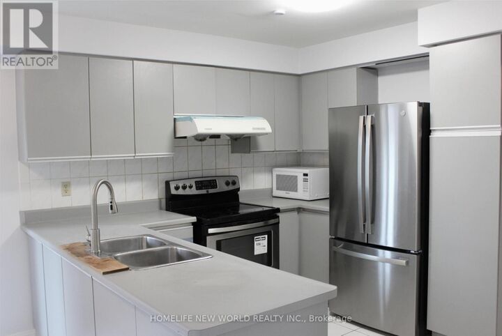Property Photo: 328 Port Royal Trail ON M1V 2L7