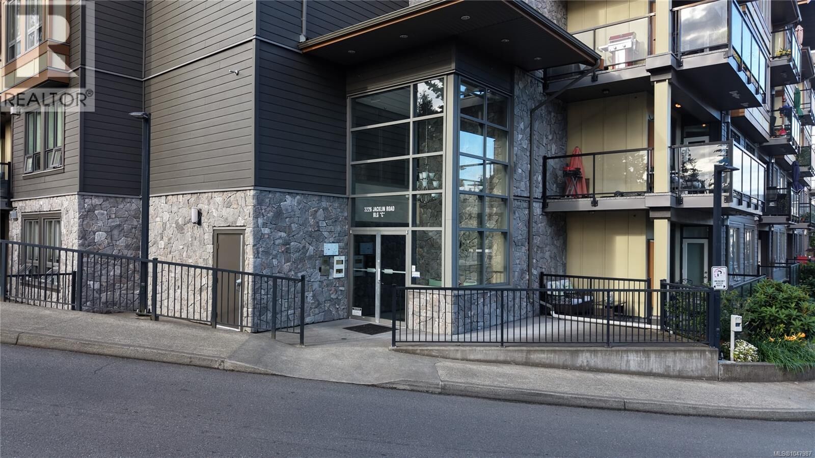 Property Photo: 3226 Jacklin Road Southeast 401 BC V9B 0J5