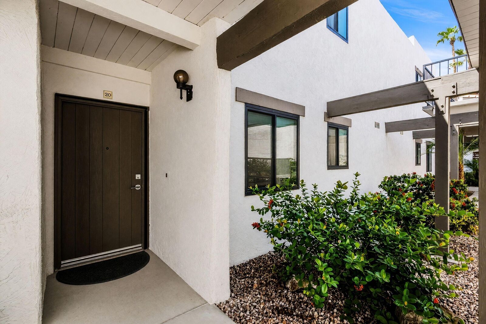 Property Photo: 1050 E Ramon Road 20 CA 92264