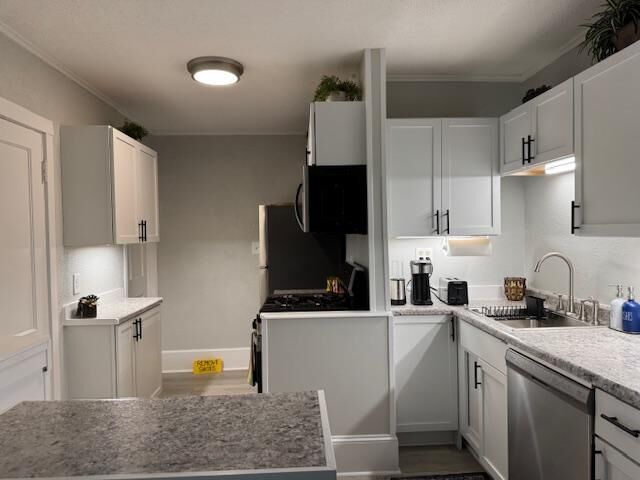 Property Photo: 1131 Lincoln Avenue MN 55105