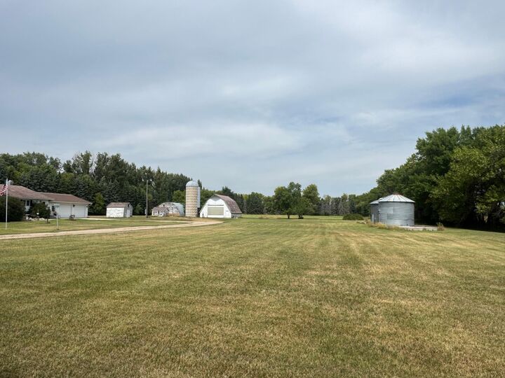 Property Photo:  17147 NE 10th Street NE  ND 58218 