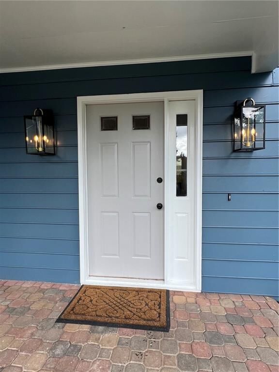 Property Photo: 1651 Laurel Creek Circle GA 30058