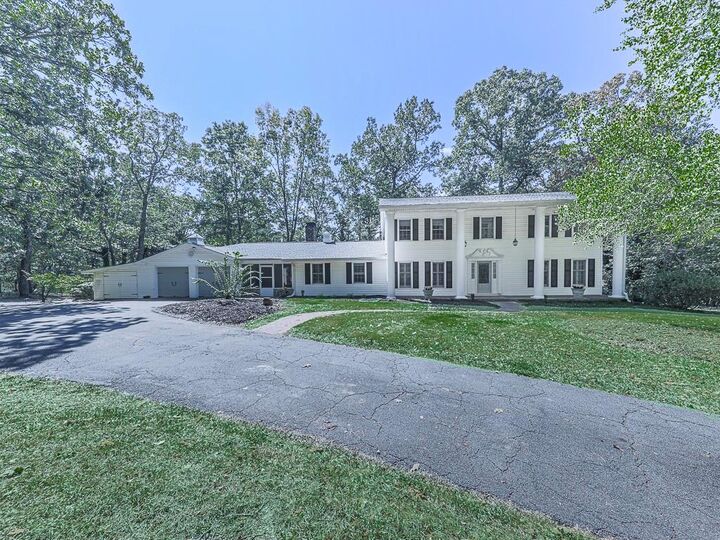 Property Photo: 633 Butterworth Road GA 30114