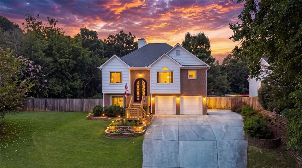 Property Photo: 7525 Austin Harbor Drive GA 30041