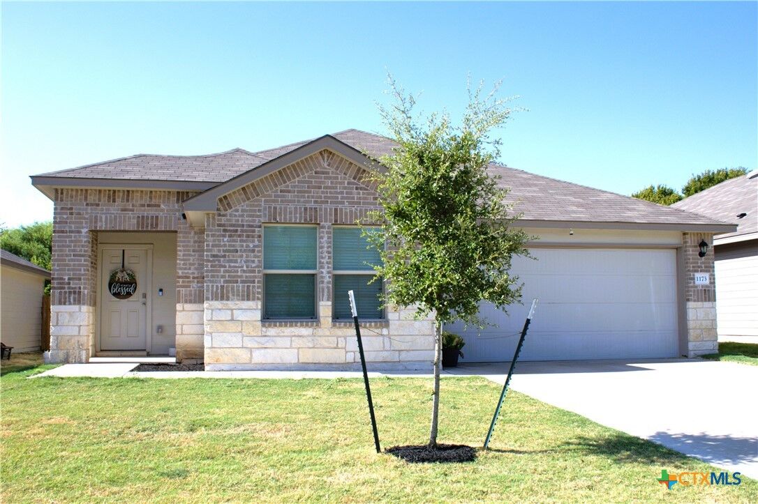 Property Photo: 1173 Ottoman Loop TX 76579