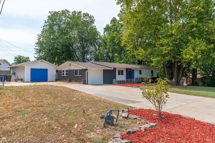 Property Photo:  706 Martin Drive  AR 72908 