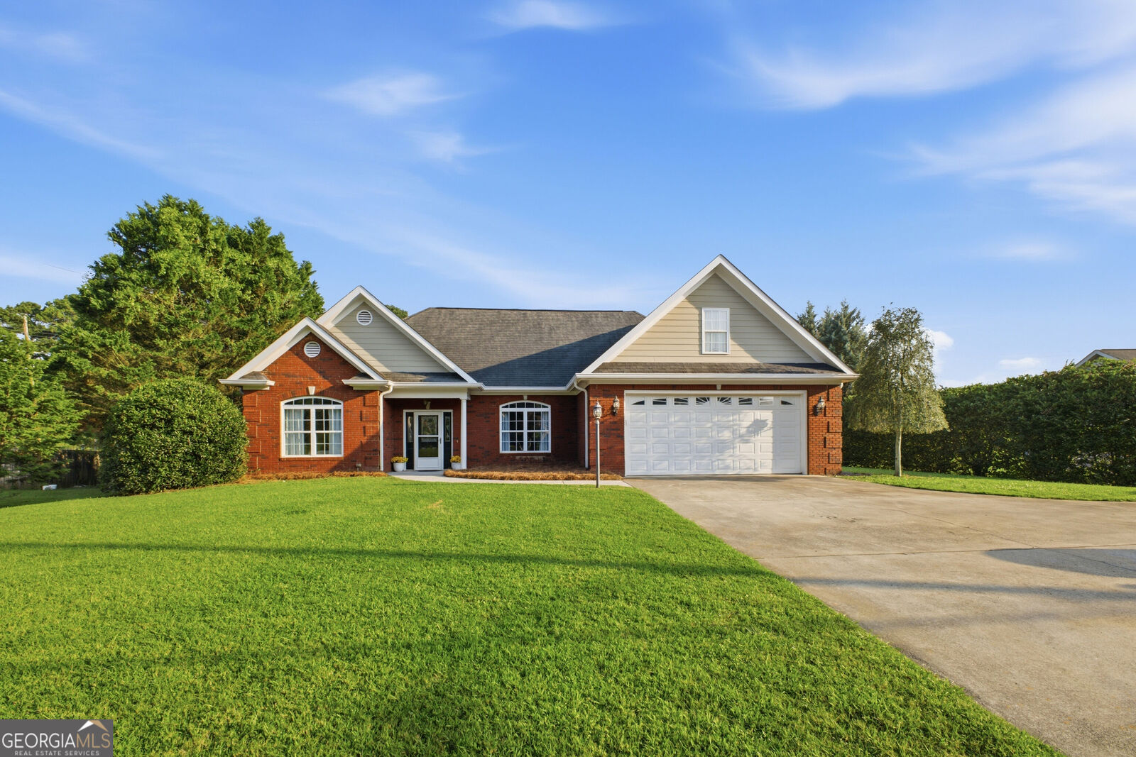 Property Photo: 3601 Garden Lakes Parkway NW GA 30165