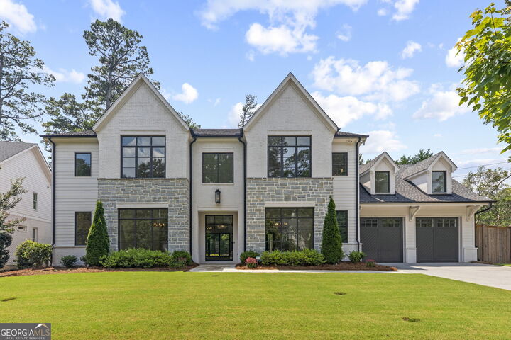 Property Photo: 4550 Jolyn Place GA 30342