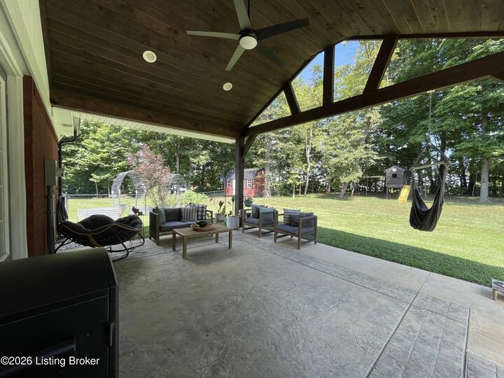 Property Photo:  140 Peabody Loop  KY 40013 