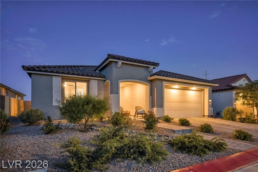 Property Photo:  6424 Belgrossa Bend Street  NV 89166 