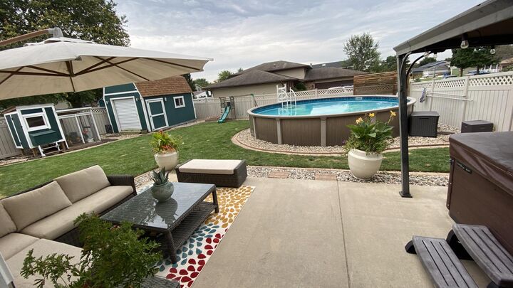 Property Photo:  1425 W 97th Place  IN 46307 