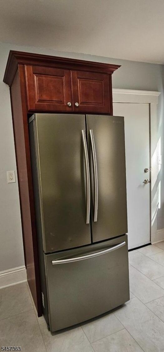 Property Photo:  84 W Cherry St 2  NJ 07065 