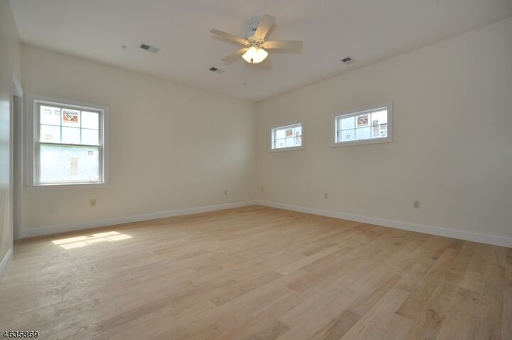 Property Photo: 802 South Ave 3 NJ 07090