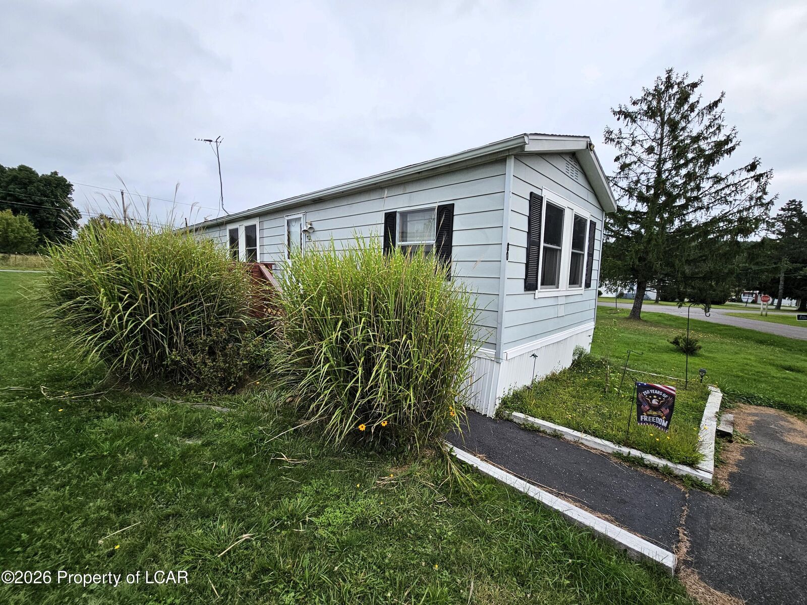 Property Photo: 80 Meadow Drive PA 18612
